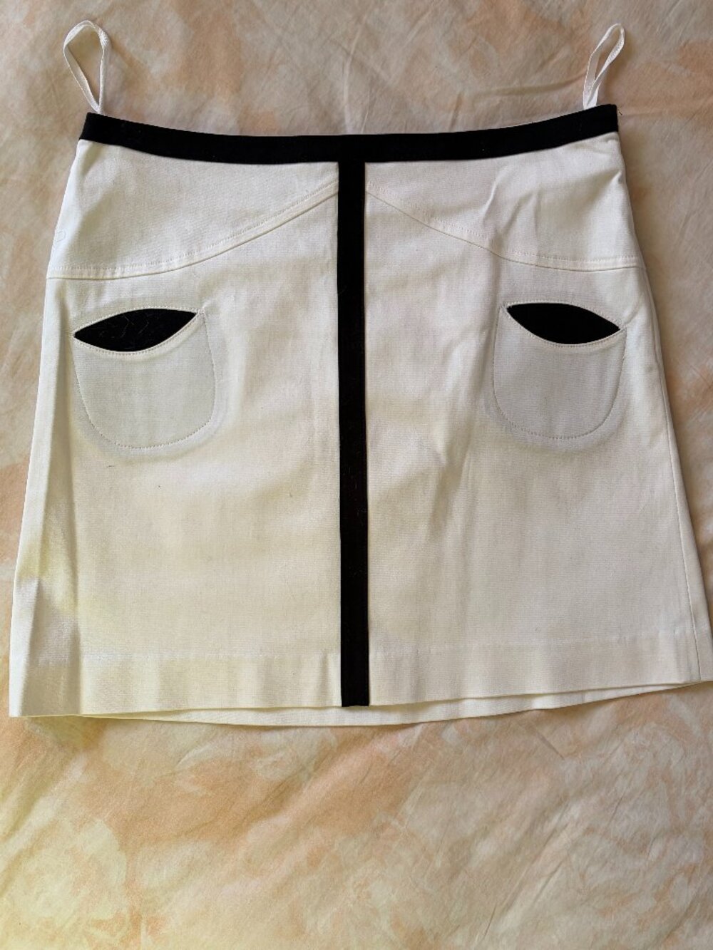 \id. collection: White skirt with Black trim. Size 2